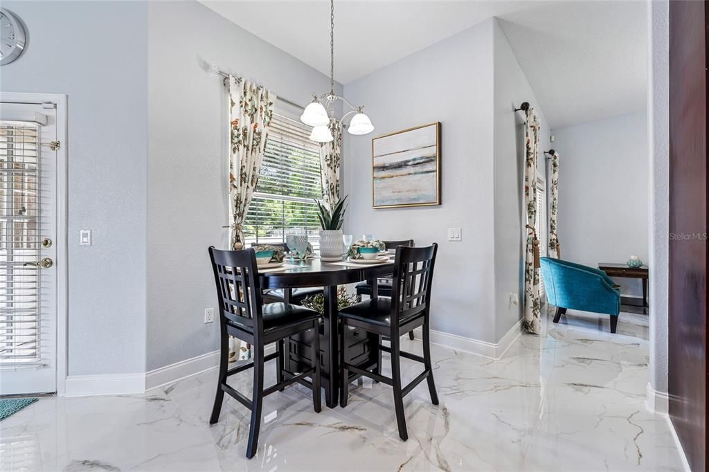 待售: $510,000 (4 贝兹, 2 浴室, 2530 平方英尺)