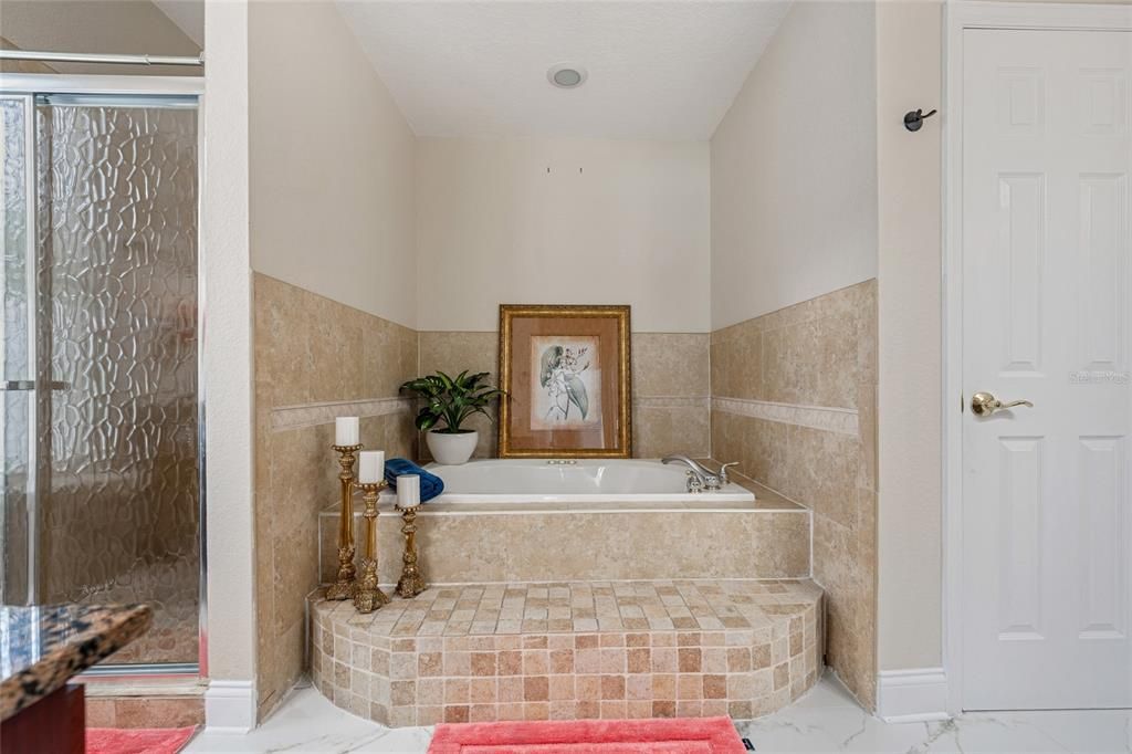 待售: $510,000 (4 贝兹, 2 浴室, 2530 平方英尺)