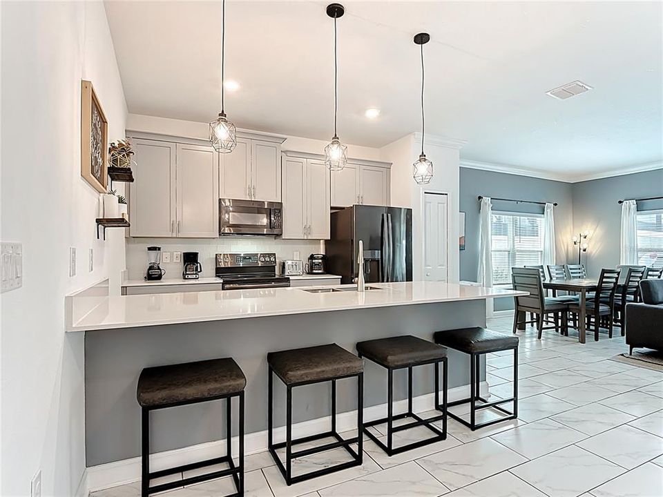 Active With Contract: $509,950 (5 beds, 4 baths, 2168 Square Feet)