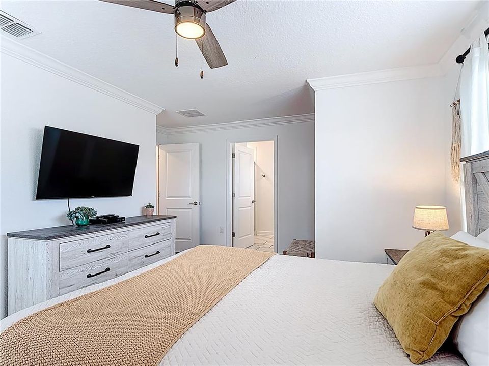 Active With Contract: $509,950 (5 beds, 4 baths, 2168 Square Feet)