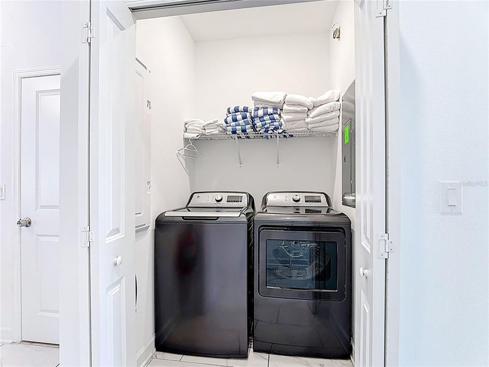 Active With Contract: $509,950 (5 beds, 4 baths, 2168 Square Feet)