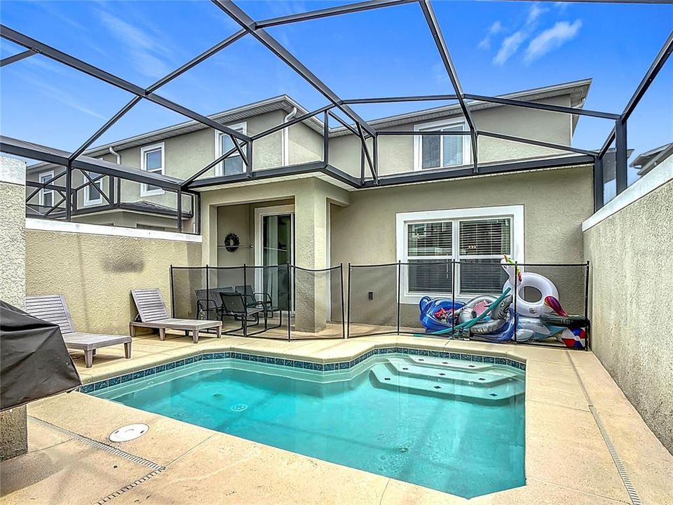 Active With Contract: $509,950 (5 beds, 4 baths, 2168 Square Feet)