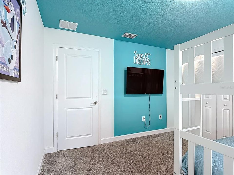 Active With Contract: $509,950 (5 beds, 4 baths, 2168 Square Feet)