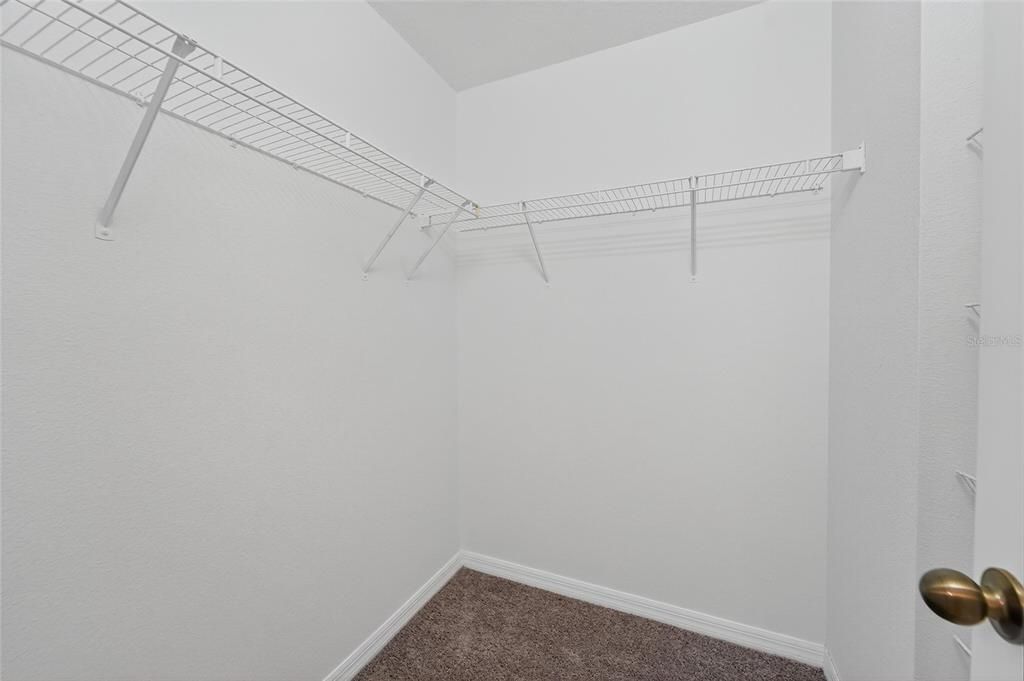 For Sale: $333,000 (3 beds, 2 baths, 1760 Square Feet)