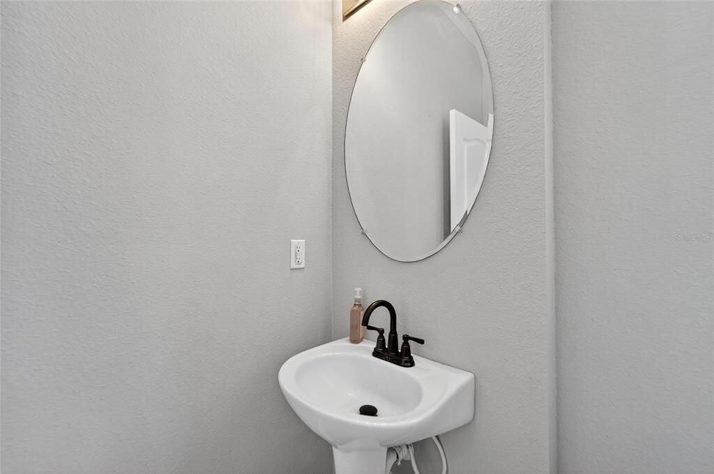 For Sale: $333,000 (3 beds, 2 baths, 1760 Square Feet)