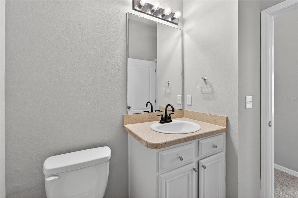 For Sale: $333,000 (3 beds, 2 baths, 1760 Square Feet)