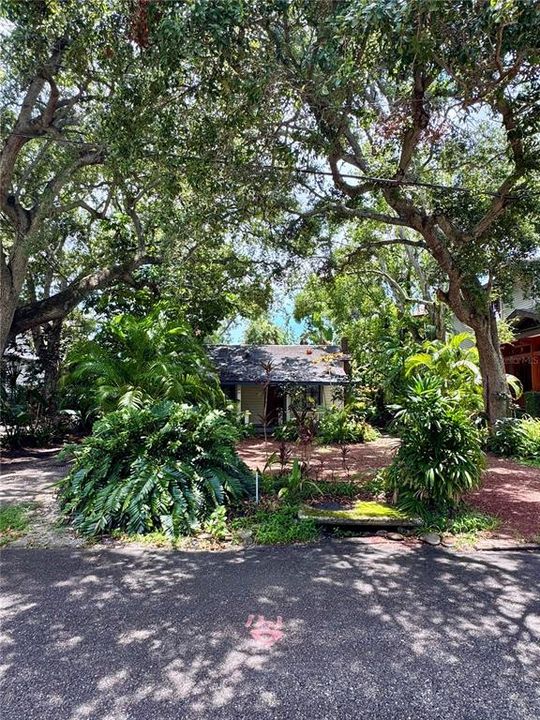 Recently Sold: $615,000 (0.16 acres)