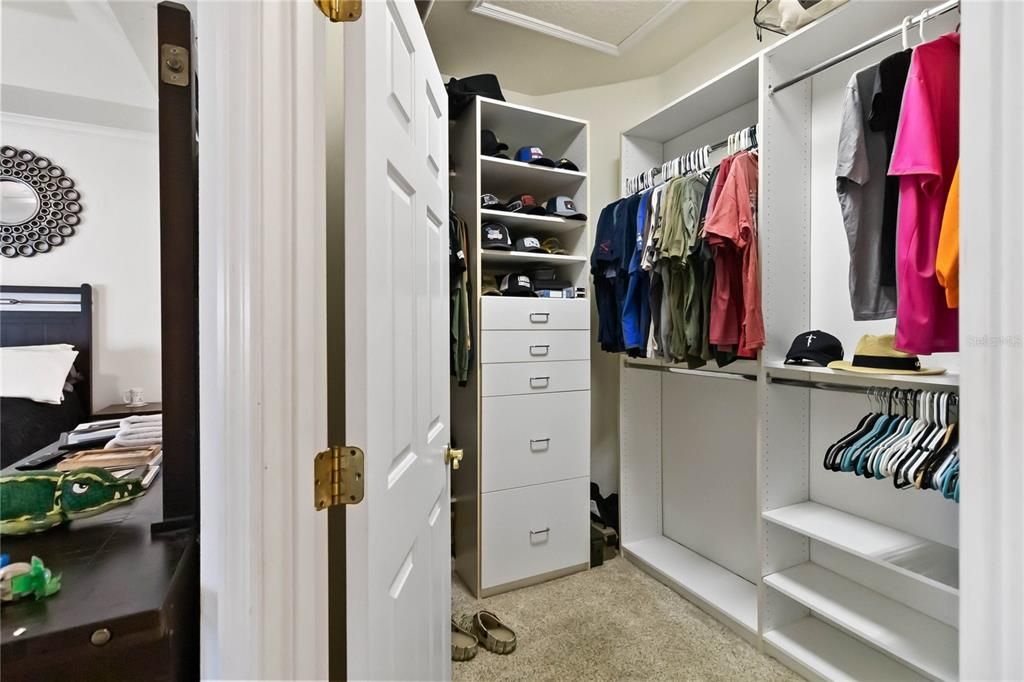 Active With Contract: $487,750 (4 beds, 2 baths, 2370 Square Feet)