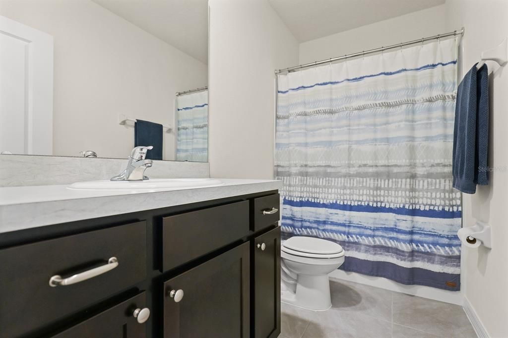 На продажу: $289,000 (3 спален, 2 ванн, 1634 Квадратных фут)