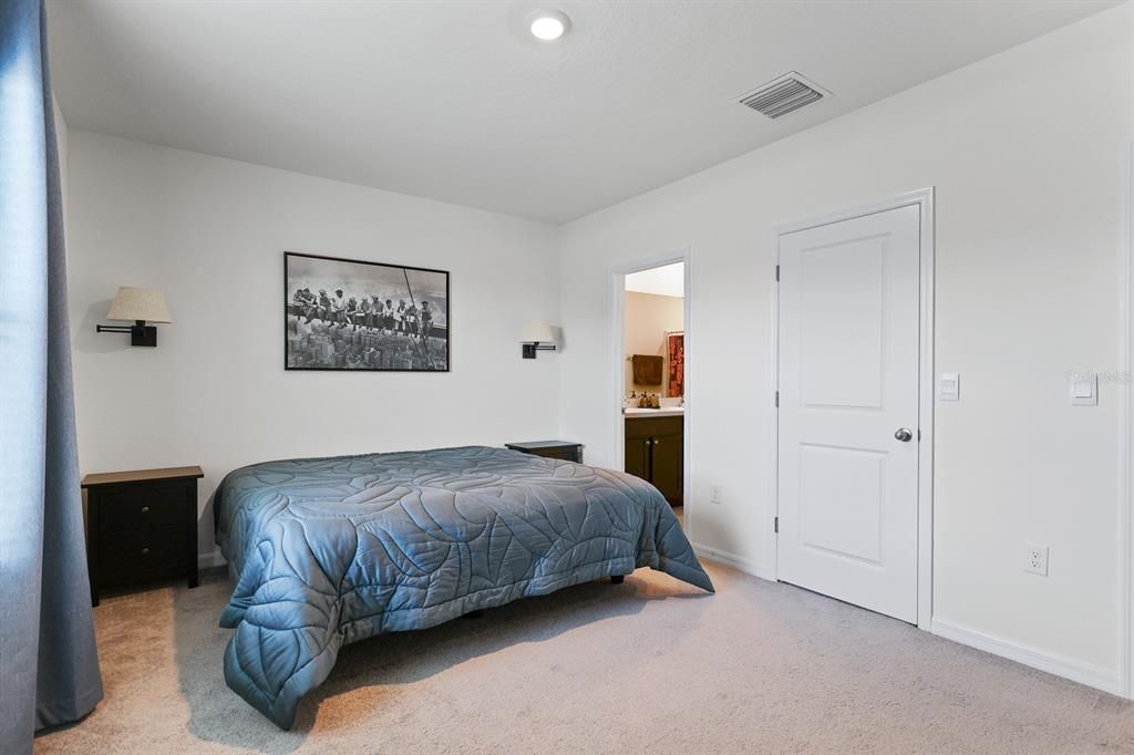 На продажу: $289,000 (3 спален, 2 ванн, 1634 Квадратных фут)