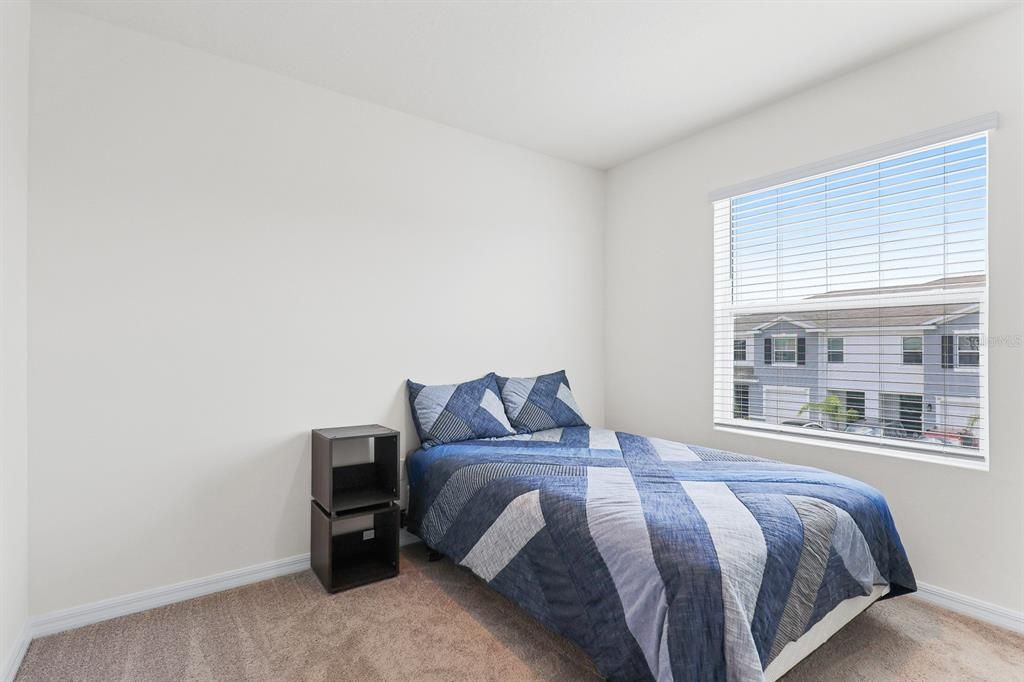 На продажу: $289,000 (3 спален, 2 ванн, 1634 Квадратных фут)