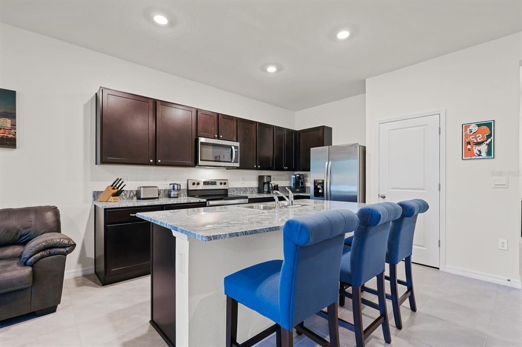 На продажу: $289,000 (3 спален, 2 ванн, 1634 Квадратных фут)