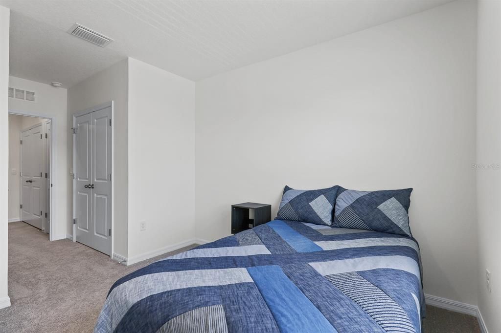 На продажу: $289,000 (3 спален, 2 ванн, 1634 Квадратных фут)