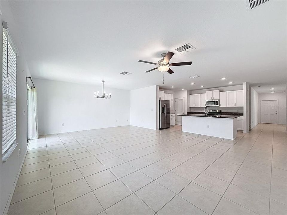 En Venta: $420,000 (6 camas, 3 baños, 3415 Pies cuadrados)