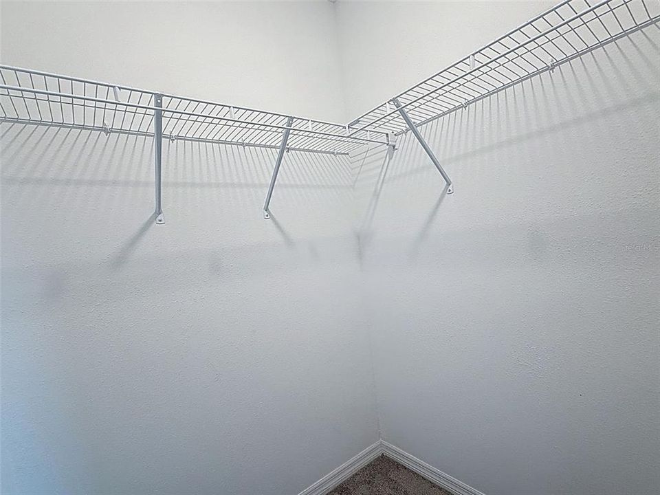 En Venta: $420,000 (6 camas, 3 baños, 3415 Pies cuadrados)