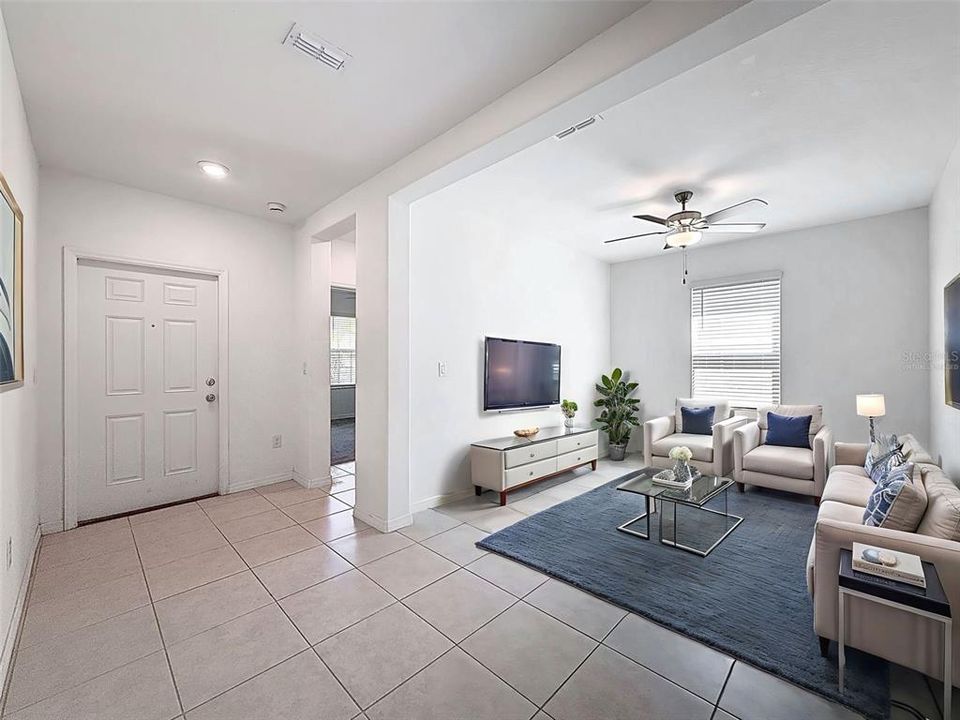 En Venta: $420,000 (6 camas, 3 baños, 3415 Pies cuadrados)