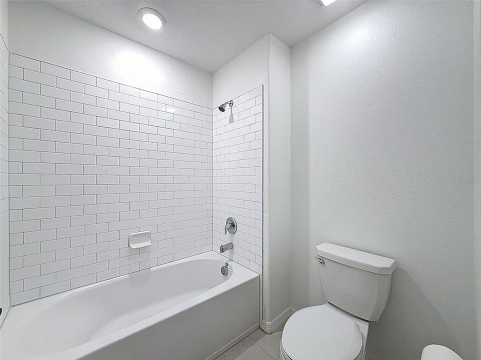 En Venta: $420,000 (6 camas, 3 baños, 3415 Pies cuadrados)