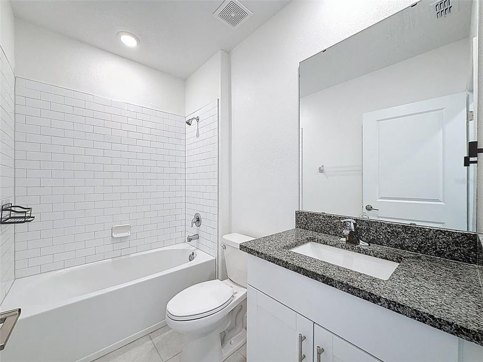 En Venta: $420,000 (6 camas, 3 baños, 3415 Pies cuadrados)