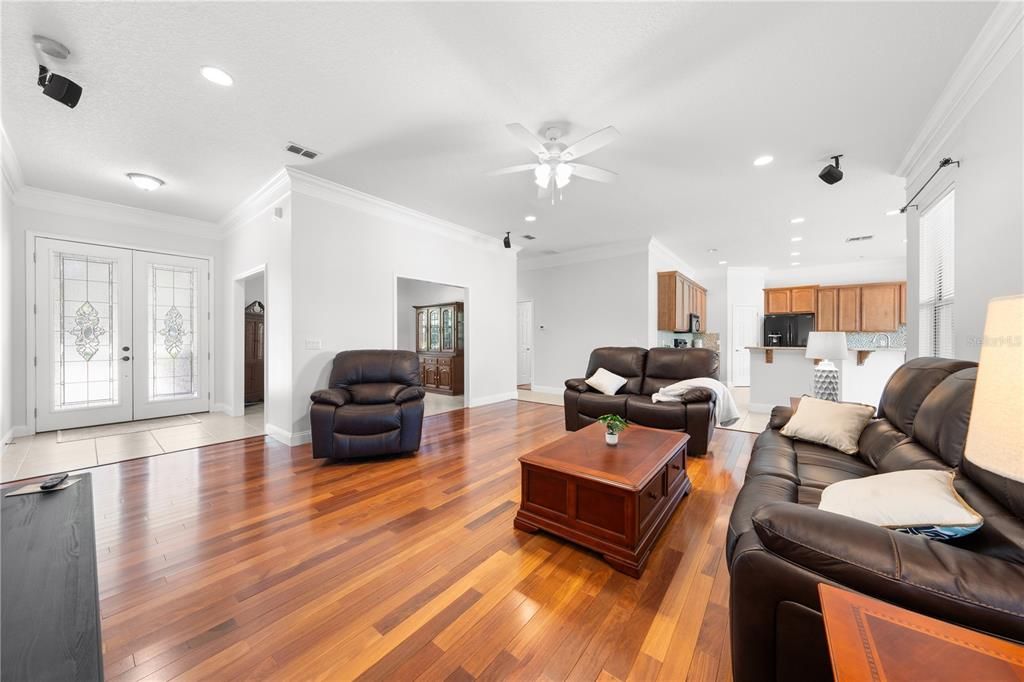 На продажу: $644,000 (3 спален, 2 ванн, 2273 Квадратных фут)