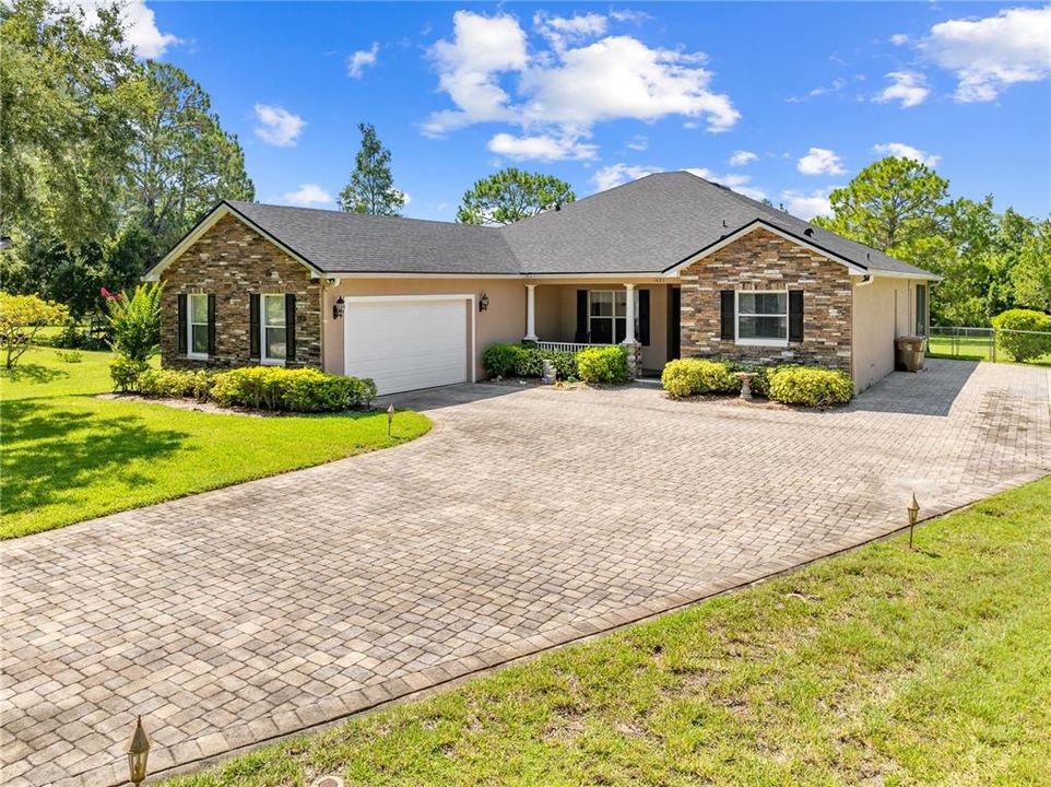 На продажу: $644,000 (3 спален, 2 ванн, 2273 Квадратных фут)