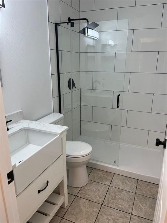 For Sale: $165,000 (1 beds, 1 baths, 759 Square Feet)