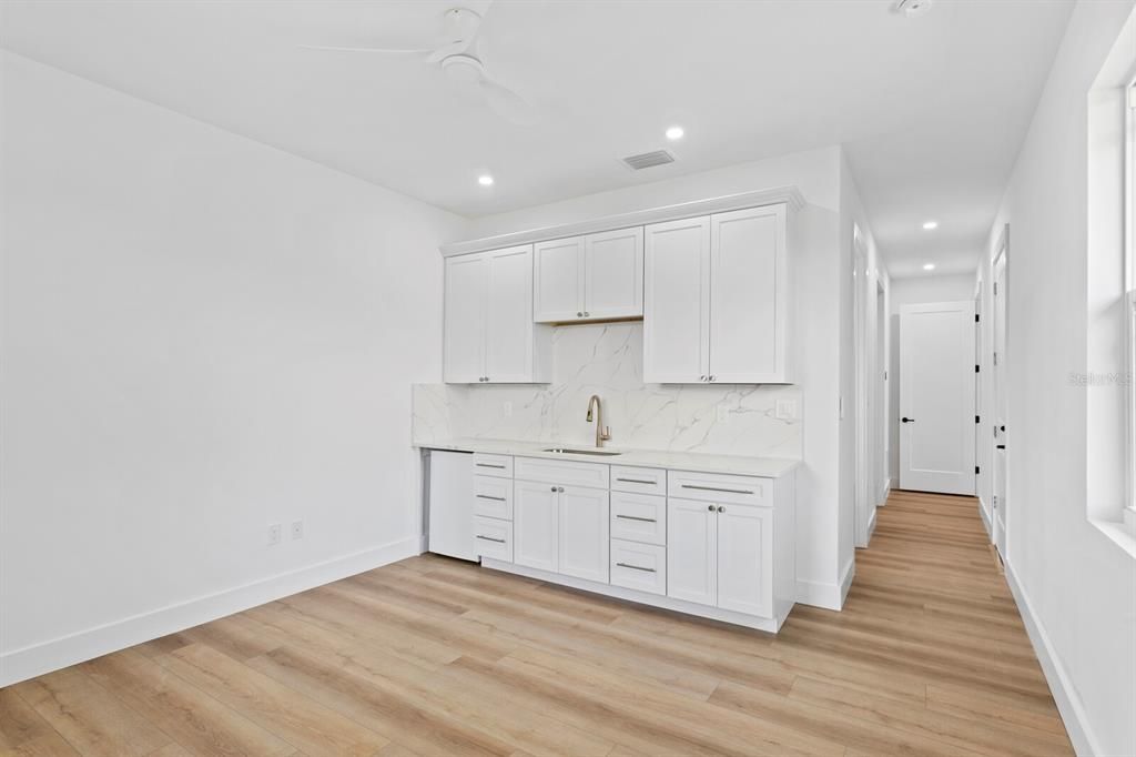 En Venta: $1,898,000 (7 camas, 5 baños, 6167 Pies cuadrados)