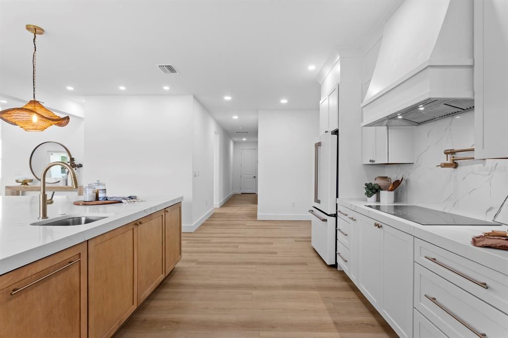 En Venta: $1,898,000 (7 camas, 5 baños, 6167 Pies cuadrados)