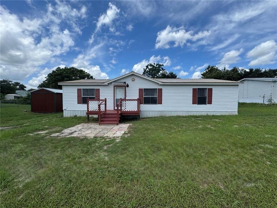 Recently Rented: $1,500 (3 beds, 2 baths, 1100 Square Feet)