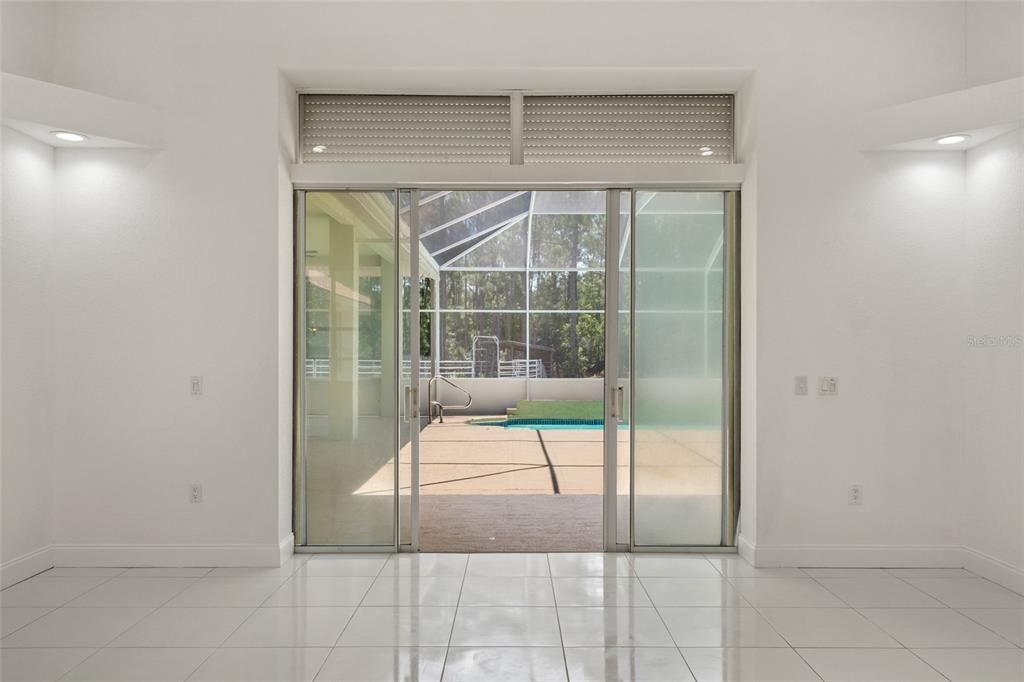 En Venta: $999,997 (4 camas, 3 baños, 3210 Pies cuadrados)