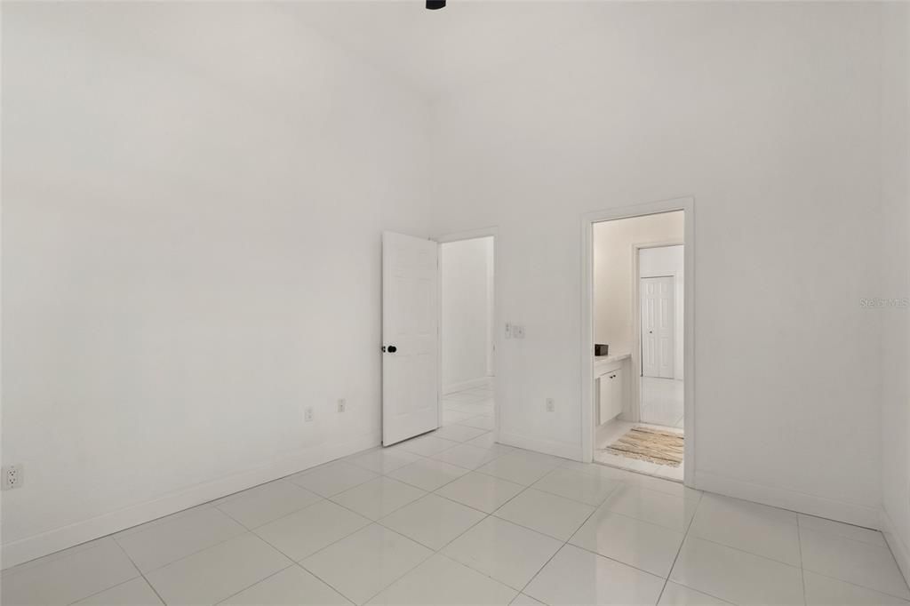 En Venta: $999,997 (4 camas, 3 baños, 3210 Pies cuadrados)