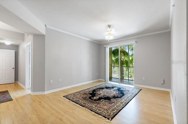 En Venta: $230,000 (2 camas, 2 baños, 1085 Pies cuadrados)