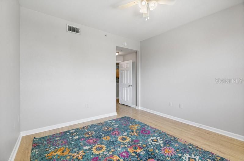 En Venta: $230,000 (2 camas, 2 baños, 1085 Pies cuadrados)