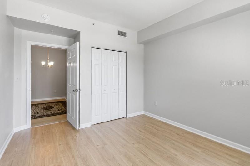 En Venta: $230,000 (2 camas, 2 baños, 1085 Pies cuadrados)