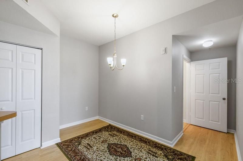 En Venta: $230,000 (2 camas, 2 baños, 1085 Pies cuadrados)