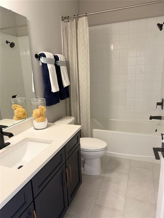 На продажу: $949,000 (5 спален, 4 ванн, 3517 Квадратных фут)