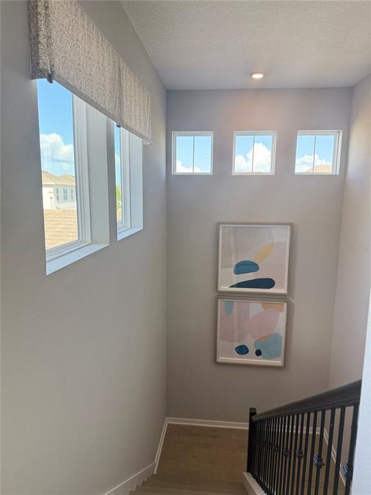 На продажу: $949,000 (5 спален, 4 ванн, 3517 Квадратных фут)