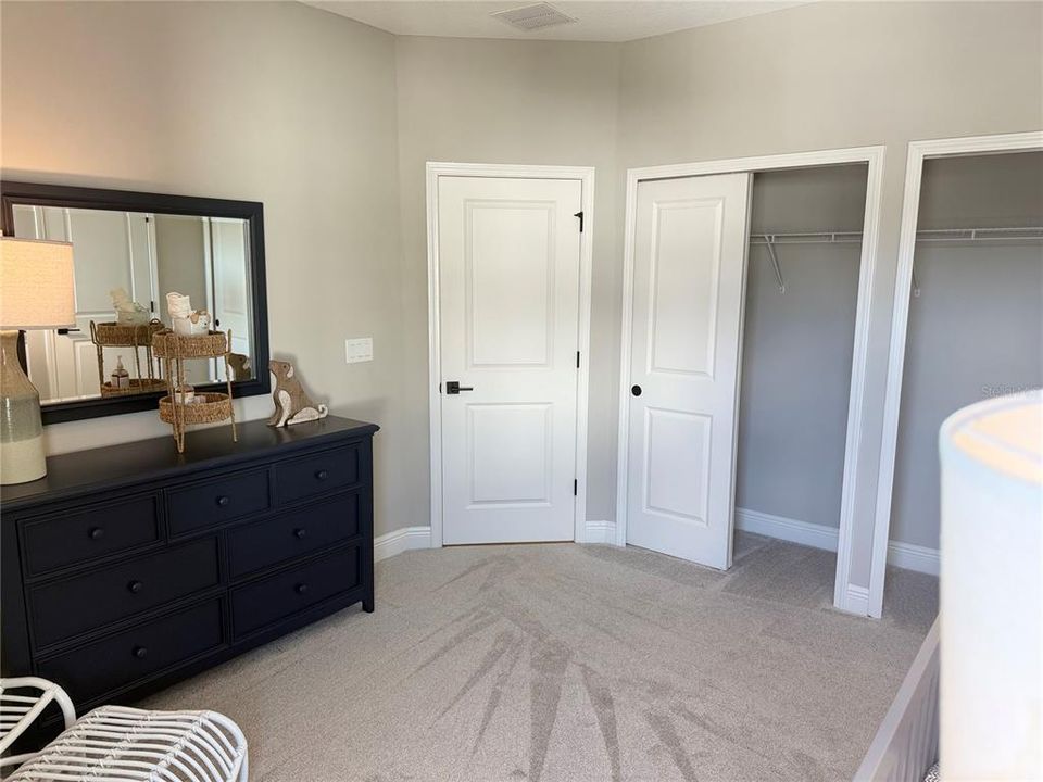 На продажу: $949,000 (5 спален, 4 ванн, 3517 Квадратных фут)