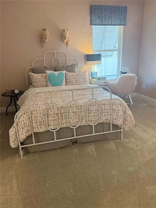 На продажу: $949,000 (5 спален, 4 ванн, 3517 Квадратных фут)