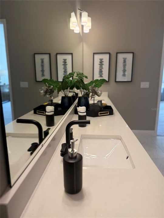 На продажу: $949,000 (5 спален, 4 ванн, 3517 Квадратных фут)