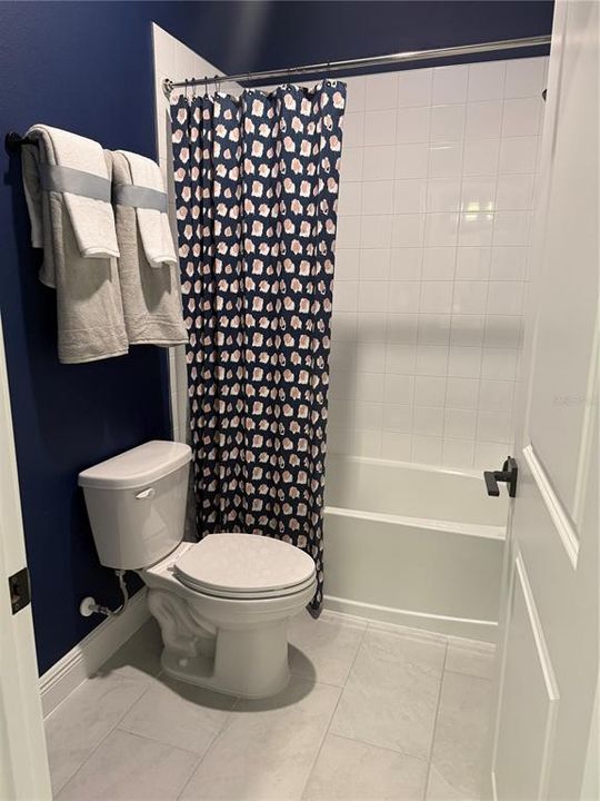 На продажу: $949,000 (5 спален, 4 ванн, 3517 Квадратных фут)