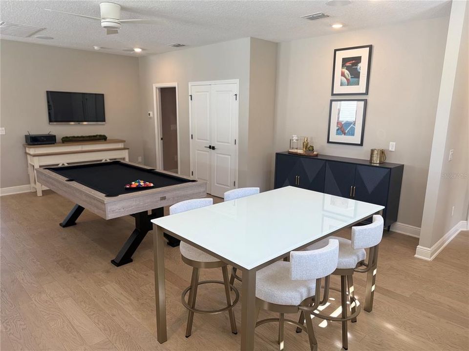 На продажу: $949,000 (5 спален, 4 ванн, 3517 Квадратных фут)