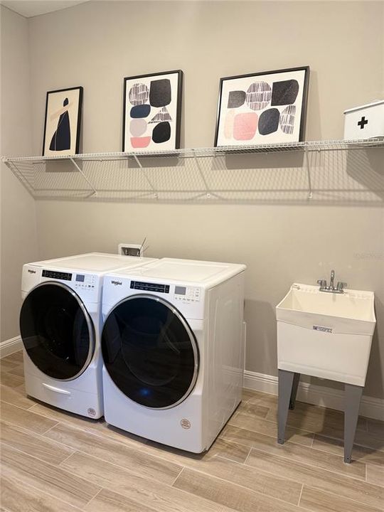 На продажу: $949,000 (5 спален, 4 ванн, 3517 Квадратных фут)