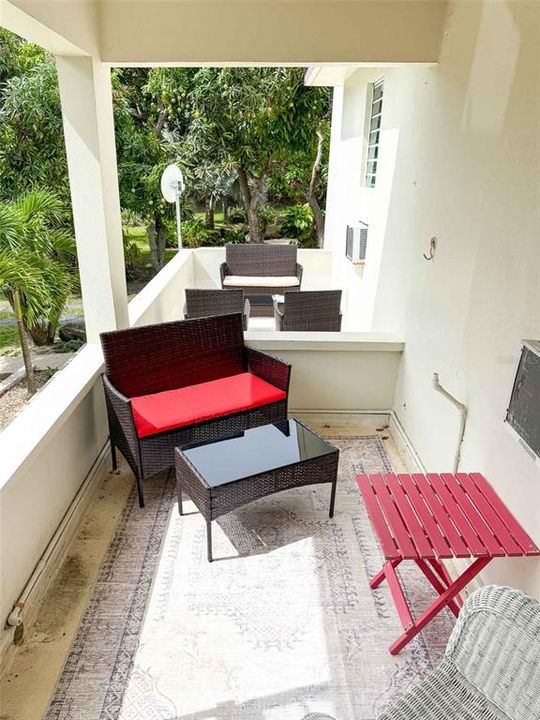 For Sale: $1,350,000 (15 beds, 12 baths, 8500 Square Feet)