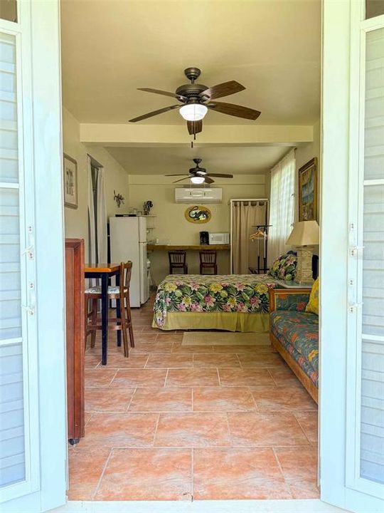 For Sale: $1,350,000 (15 beds, 12 baths, 8500 Square Feet)