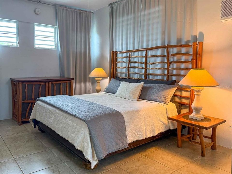 For Sale: $1,350,000 (15 beds, 12 baths, 8500 Square Feet)