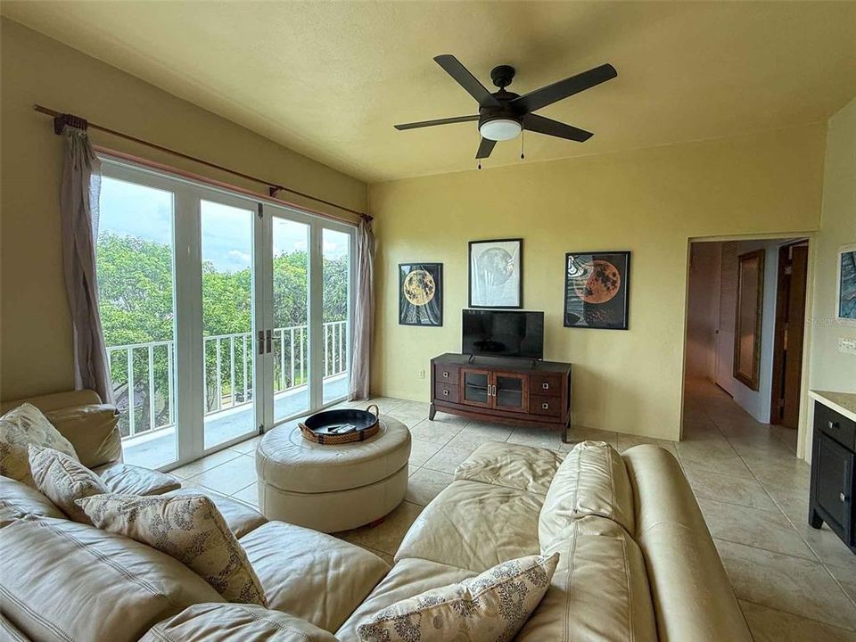 For Sale: $1,350,000 (15 beds, 12 baths, 8500 Square Feet)