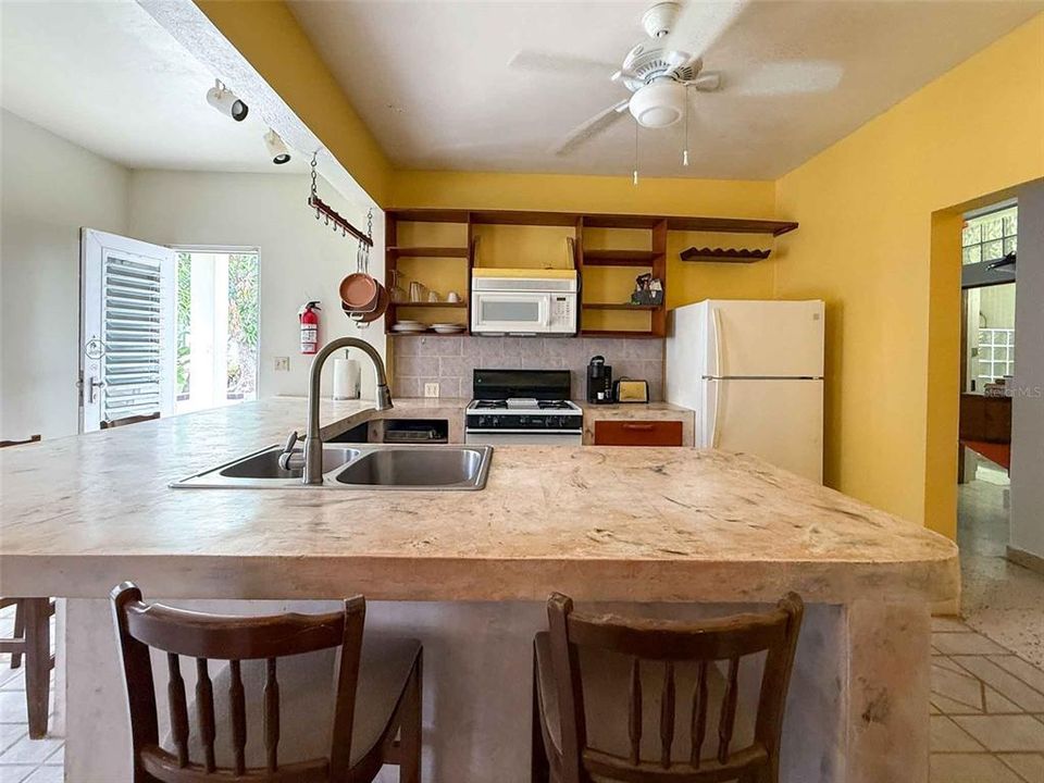 For Sale: $1,350,000 (15 beds, 12 baths, 8500 Square Feet)