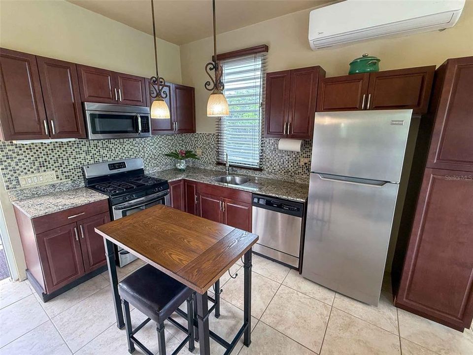 For Sale: $1,350,000 (15 beds, 12 baths, 8500 Square Feet)