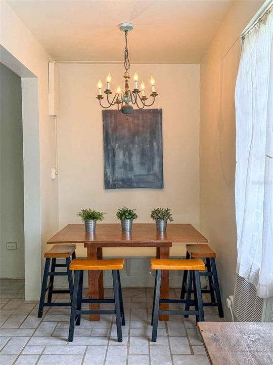 For Sale: $1,350,000 (15 beds, 12 baths, 8500 Square Feet)