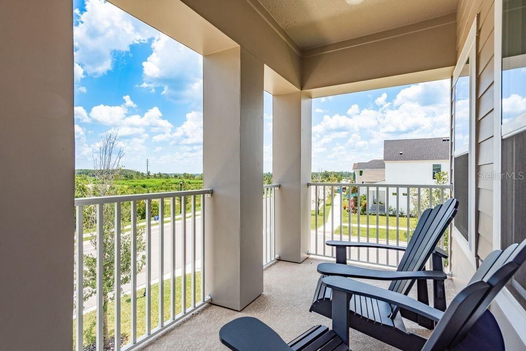 For Sale: $725,000 (4 beds, 4 baths, 3083 Square Feet)